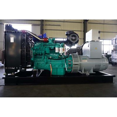 100kw東風康明斯柴油發電機組-東風康明斯6缸柴油機6BTAA5.9-G2柴油發電機組,缸徑/行程：102/120mm,柴油發電機組水冷發動機功率120KW,柴油發電機組配套馬拉松斯坦福發電機。廠價直銷歡迎選購：13773399855。
