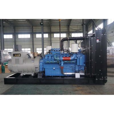 2500kw奔馳柴油發電機組-奔馳20缸柴油機20V4000G63L柴油發電機組,缸徑/行程：170/210mm,柴油發電機組水冷發動機功率2850KW,柴油發電機組配套馬拉松斯坦福發電機。廠價直銷歡迎選購：13773399855。