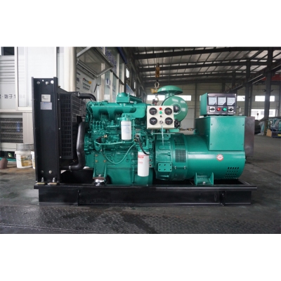 20KW玉柴柴油發(fā)電機(jī)組-玉柴4缸柴油機(jī)YCD4N23H8-30,柴油發(fā)電機(jī)組缸徑/行程：93/103mm,柴油發(fā)電機(jī)組水冷發(fā)動(dòng)機(jī)功率22KW,柴油發(fā)電機(jī)組配套馬拉松斯坦福發(fā)電機(jī)。廠價(jià)直銷歡迎選購：13773399855。